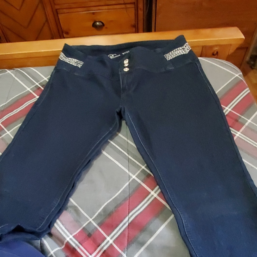 Jean's